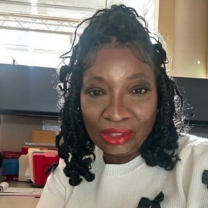 Meet your Posher, Dawn